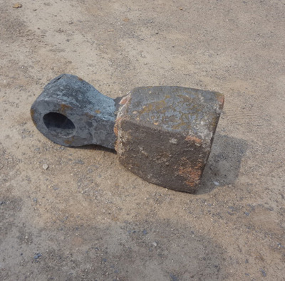 【供應山東廠家直銷PCK破碎機錘頭、板錘 可定做】價格,廠家,圖片,焊條,鄒平縣臨池礦山機械配件廠-